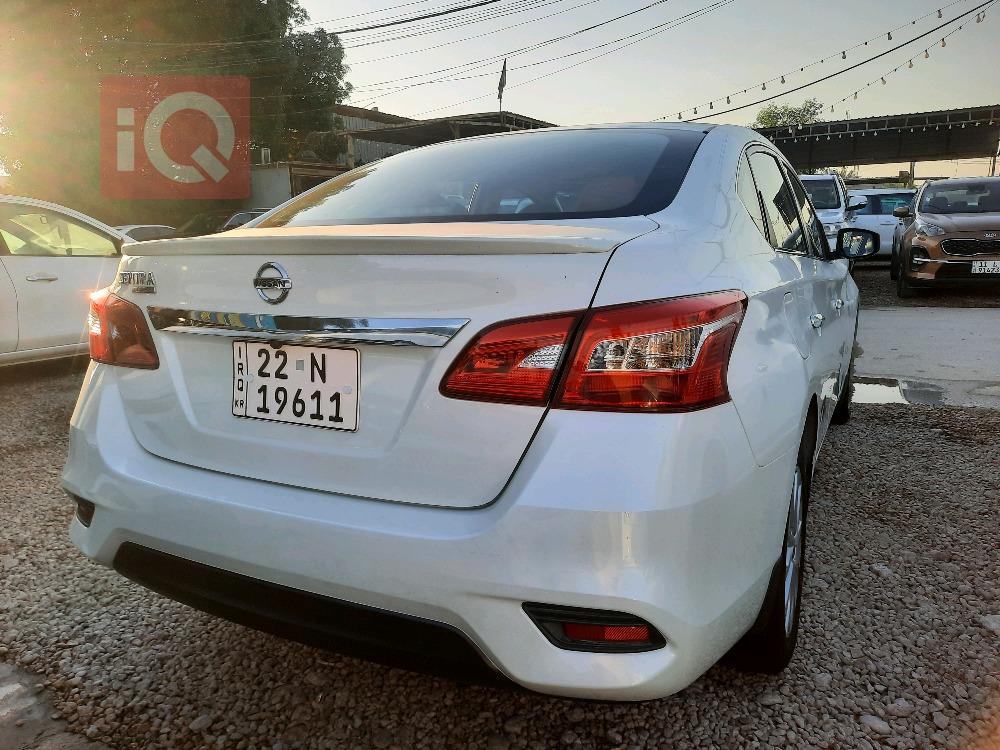 نيسان سنترا